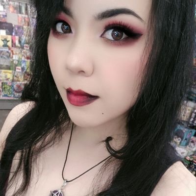 SpookyMeylani Profile Picture