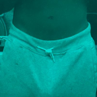 discreetlinks20's profile picture. 23   || DMs are open snap:jrbbp24