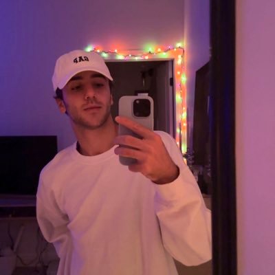 this is exclusively an ariana grande, madison beer and noah kahan stan account