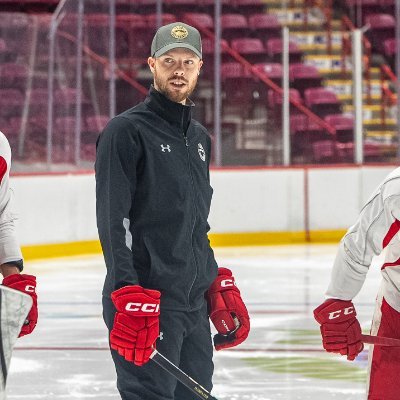 Former Professional Goaltender
Goalie Coach - Soo Greyhounds OHL
Founder: Netmindr™ - the world's first goalie development app for kids, parents and coaches