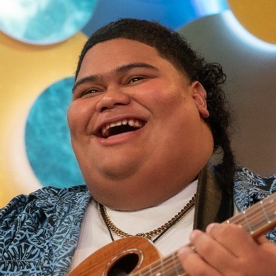 Tongan/Samoan/Irish musician 🤙🏾 
“Why Kiki? (Acoustic)” Out Now!