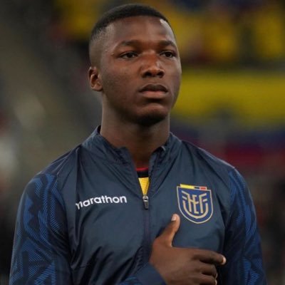 _Edison_Leon_'s profile picture. Dev and economist 🇮🇱