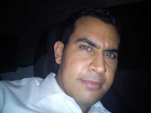 ?php echo Constante aprendizaje  amante al open source cosas q me quitan sueño GAMEZ  y mi hija,  Trabajo en la universidad Deportiva del Sur web developer