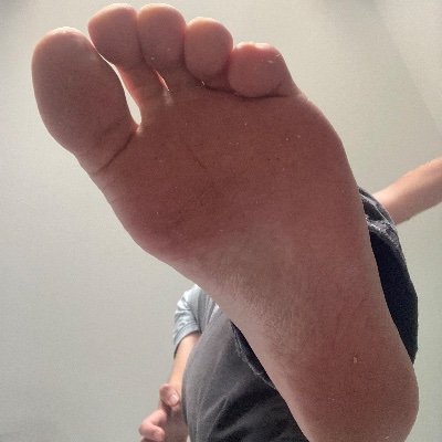 Young English alpha. Into being giant, shrinking foot slaves and having my size 10s served.