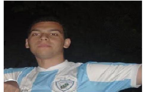 FelipeLangame's profile picture. Estudante de Direito,torcedor do Londrina E.C. e da S.E. Parrrmera, jogador e um dos fundadores do Glorioso Panelas Futebol Clube...