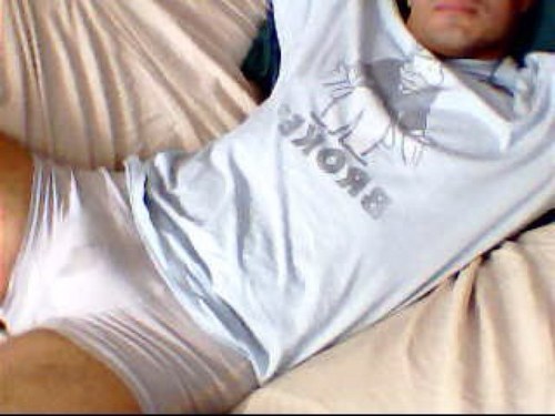 auclatino's profile picture. 30ish single PR looking for others to have extended fun sessions with Too high Can’t come down Losing my head Spinning ‘round and ‘round