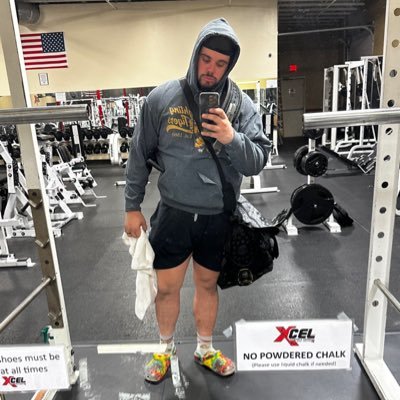 13F Army Vet 🇺🇸, Nutr. Science Major 🍎, Future Physical Therapist🏋🏽♂️, Executive Chef👨🏽🍳, Dog Lover🐶, #whodat⚜️, #wontbowdown🏀, #GeauxTigers🐅