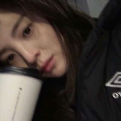 snownightmarish's profile picture. 