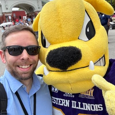 Statehouse reporter for @wbez and Illinois Public Radio. Former @kmoxnews anchor, WIU '08/UIS PAR '09, White Sox, Blues, he/him, thoughts are my own. 🏳️‍🌈