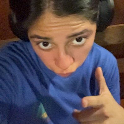 htx_evelyn18's profile picture. 