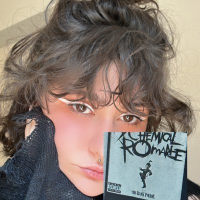 b_llamuerte's profile picture. @xocylia but naughtier