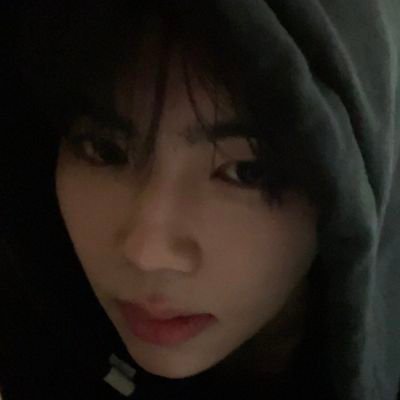 beingthereu's profile picture. don't follow please.