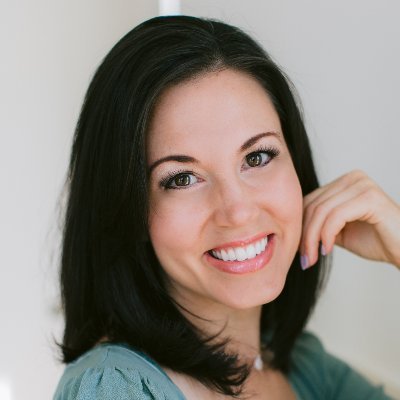 Ginger Sue VO🎙️ Home Studio Profile