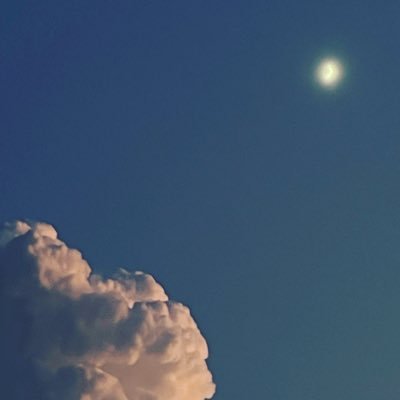 FriIam's profile picture. ผู้ชายวันศุกร์ | อายุ40+ |ใส่แว่น | H172 W60 |ชอบเป็นผู้ฟัง| ลงรูป รีทวิต | Real ชาย || รับงานนวด