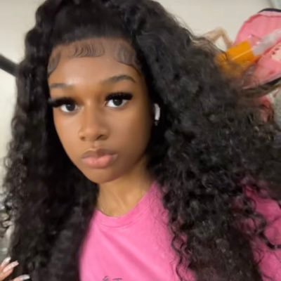 ianiorr's profile picture. her.