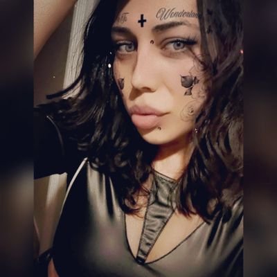 simgelogy's profile picture. 