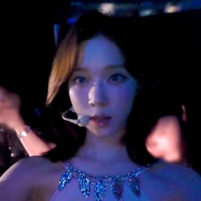 _joshyc's profile picture. 🌑