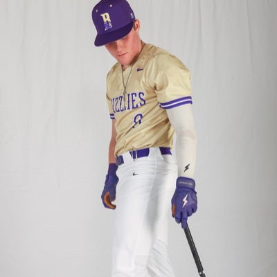 Faith, Family, @Buco_Baseball - 6’1” 210 R-Sophomore OF, LHP - @NewmanJetsBSB Commit