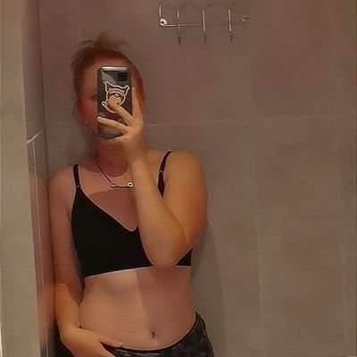 RPloomsaar's profile picture. I'm an emotional mess but my doctor says it'll be okay soon =)