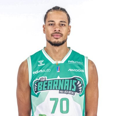 Basketteur professionnel @ebplo - Fake it 'til you become it