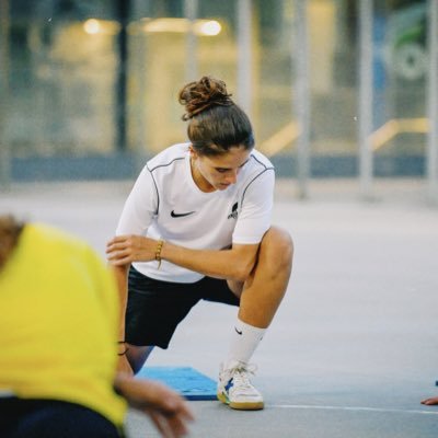 entrenando la genética - jugadora fútbol sala