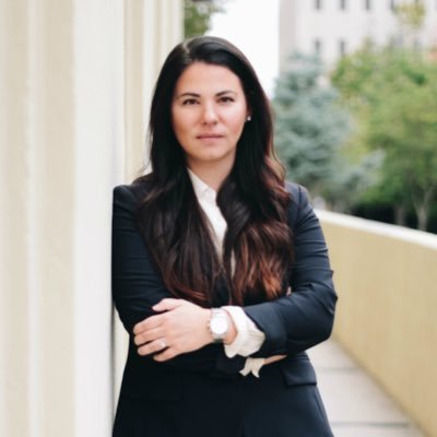 LA via Philly • Lawyer|Producer|Writer|Executive • Been called the Kevin Bacon of Twitter • Invest in Women • Formerly Blue Bloods, Wrexham, Abrams Media
