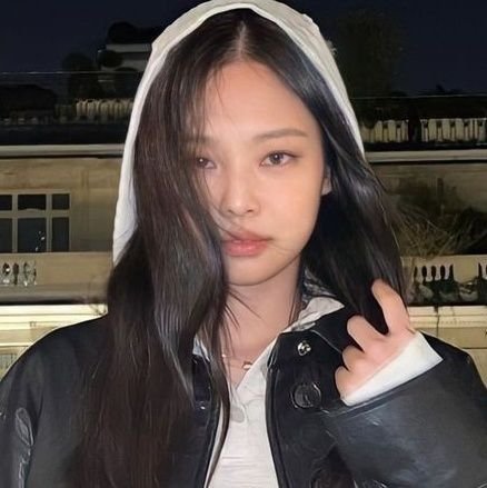 rubyrishel's profile picture. 'Bunch of wannabes that wanna be me'