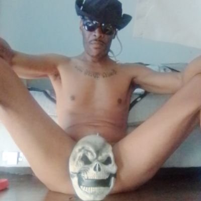 here to find like minded individuals who are on the same page sexually as I am,ya feel me. I'm tryna explore all the sexual curiosity that I have..IM GAME
