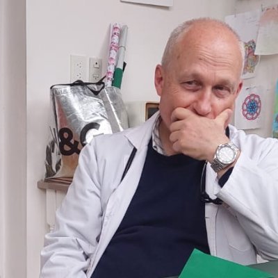 Físico, especialista en sistemas, cocinero, actualmente médico novel y especialista en Medicina Familiar #FMEDUba #Cemic