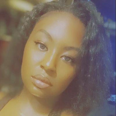 PrettyMeDown's profile picture. Welcome to the official Miss Linky Channel!

We are a husband and wife duo with backgrounds in performance arts, music and education.