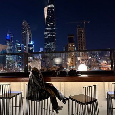 sevn7x's profile picture. KU | history Education 👩🏻‍🏫