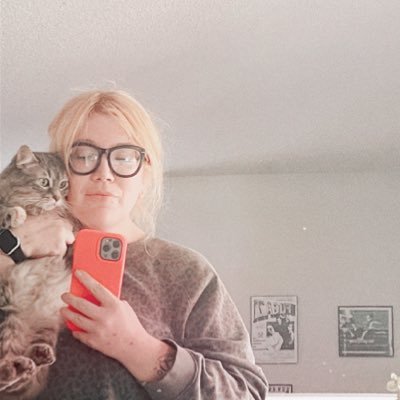 KeYarnu Reeves Official® Writes Encyclopedia Brown fan fiction for a living. Waterpark enthusiast. I shitpost because I care 🖤 Sometimes I sell yarn.