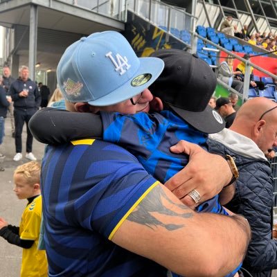 Brøndby-fan siden 1992 💛💙 ❤️ Pakker ikke noget ind i en debat