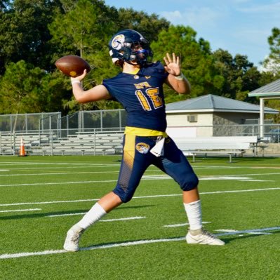 Nationally Ranked 2⭐️| 8 on 8 Conference Champion 🏆| Quarterback Class of 2027 |Height 6’ Weight 190 | School Specialty Fit Academic Academy (SFA)  | GPA 4.0