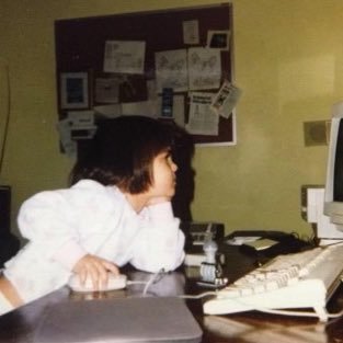@readtheroommag co-editor. Former TV maker/short producer. Heroic napper. Professional ADHD haver. 30. she/they 🏳🌈 #BlackLivesMatter 🍉🇵🇸