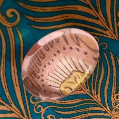 ruchiawa33's profile picture. 🎶🌏世界を作りあじわう🍎✨昔銀行→今経理🏢一児の母👩‍👧036&37Digital縄文村民🐟🌿大学で不真面目に哲学専攻📚バイオリンは幼少期から🎻Classic &CLUB MUSIC♥️🎧化粧品の成分表示見るのが好き🧴 新居が決まり居心地の良いお部屋作りが楽しみ☜イマココ🪑🪟🪴☀️