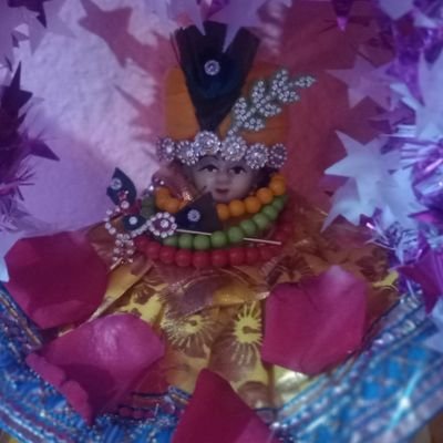 NishiSinha5666's profile picture. 