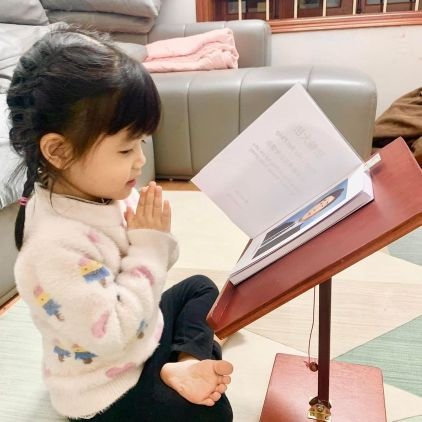 AndrewDoct30474's profile picture. 生命太短，悲伤不能在自己身上找到快乐，你以自己的方式与众不同 ❤️👑👷㊗️🏗️