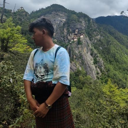 Youronepiece's profile picture. 