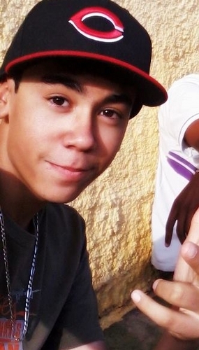 luccaslm's profile picture. 