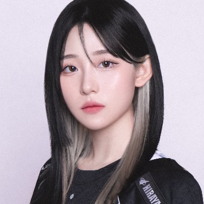 🇰🇷 Valorant streamer
twitch : https://t.co/iEom8jdyVN
instagram : https://t.co/T9kh1nwCXR