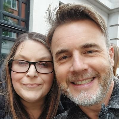 Huge Take That fan, have been since they started. Love Gary Barlow. You can never have too much of Gary!! Gary followed me 5/9/14 @thatters4eva