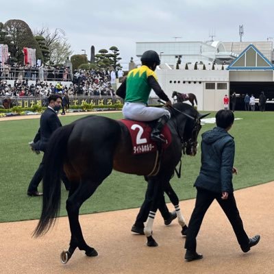 改ヴェルヴィエッタ型神姫イリアのマスター。 本業(?)は海軍系のミリタリー。最近は競馬に夢中(好きな馬はメイケイエールとタイトルホルダー+スターズオンアース) 。2023年から改めてアサルトリリィの魅力を再認識。