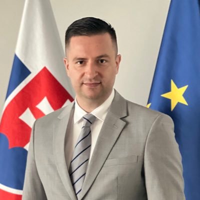 * civil servant & diplomat @SlovakiaMFA * COASI & COTRA delegate in Brussels @SLOVAKIAinEU * Before in 🇨🇳& 🇪🇺 *