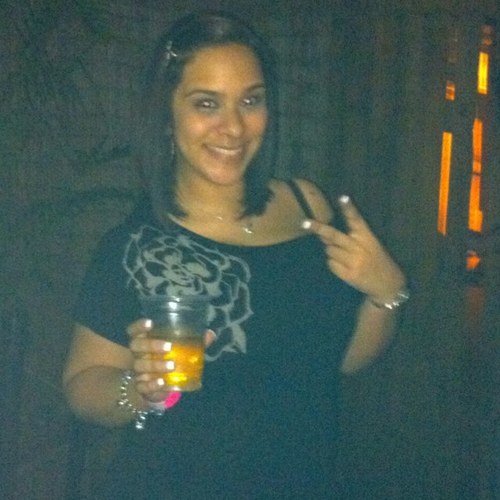 ilovepink410's profile picture. 