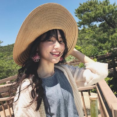 足元の何気な小さな花が好き！野に咲く珍しい花にも出会いたい！一面の花畑、果てしない大空…広大な風景も撮りたい！あ…鳥も！
欲張りなんです💦日々是精進📷