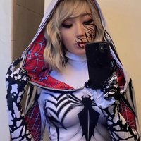 Lucille (@l_rossi21) 's Twitter Profile