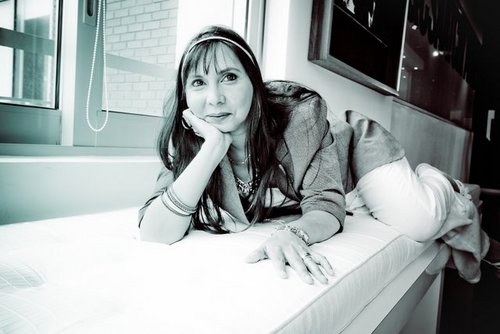 huyaam10's profile picture. Office Manager@M&C Saatchi Abel/Mother/Wife/Daughter/Friend to all/Angelina Jolie fan