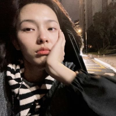 feat_prayer's profile picture. a small part of me.