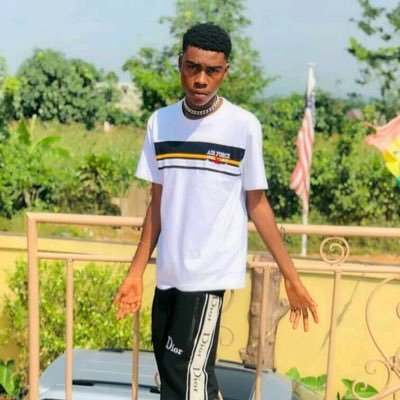 OpokuO49167's profile picture. a teenager who is trying to feed his family